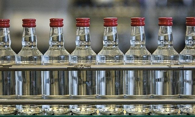 В Днепре обнаружили подпольный цех по производству поддельного алкоголя