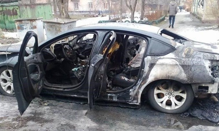 На Днепропетровщине подожгли автомобиль Citroën C5