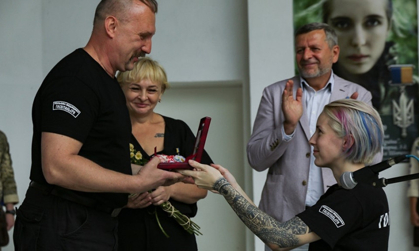 Нейрохирург из больницы Мечникова стал Народным Героем Украины