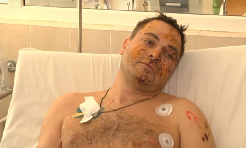 В Днепре спасают раненого под Мариуполем полицейского 