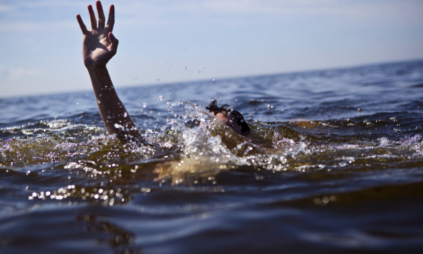 В Днепропетровске утонул мужчина