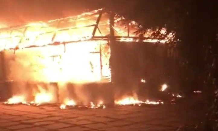 Пожар на Днепропетровщине: дотла сгорело бывшее кафе 
