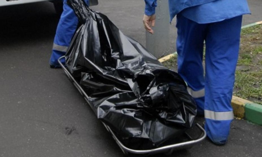 На Днепропетровщине в погребе нашли изувеченный труп женщины 
