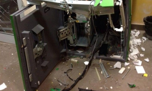 На Днепропетровщине вскрыли банкомат прямо в больнице