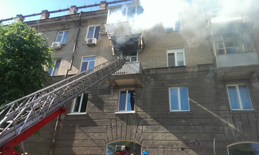 Пожар в Днепре: горела квартира на улице Рабочей 
