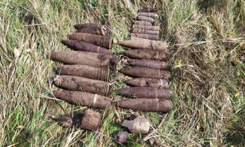 Под Днепром пиротехники ГСЧС уничтожили 29 боеприпасов