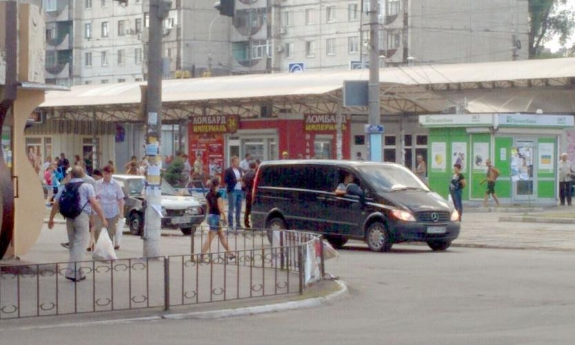 ДТП на Днепропетровщине: девятка въехала в Mercedes