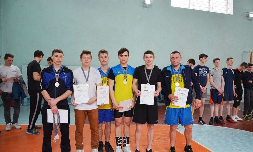 На Днепропетровщине состоялся турнир по волейболу 