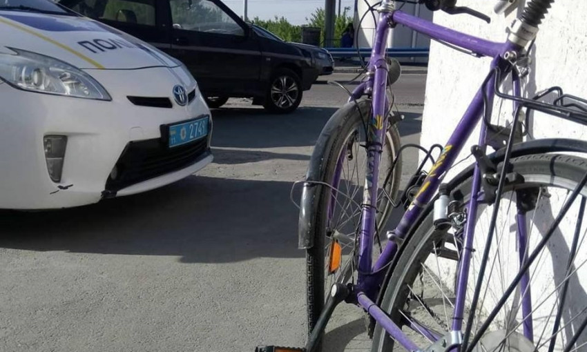 ДТП в Днепре:на дороге столкнулись велосипед и авто 