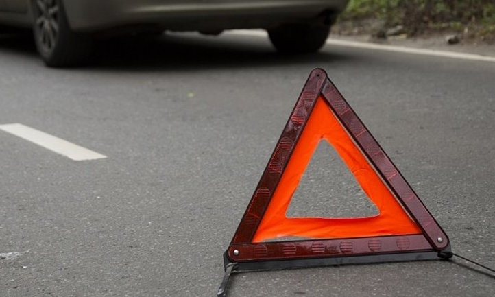 ДТП на Днепропетровщине: автомобиль сбил девушку 