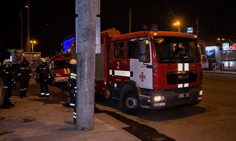 Пожар в Днепре: горело кафе на проспекте Поля 