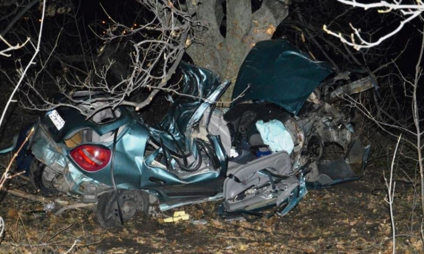 Смертельное ДТП: на Криворожском шоссе погибли четыре подростка