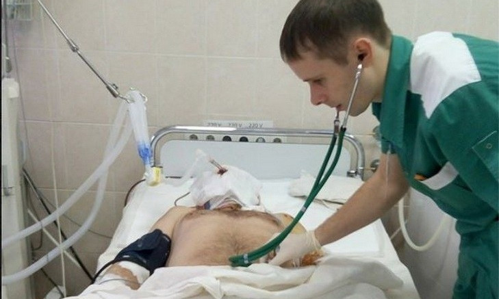 В больнице Мечникова спасали бойца АТО