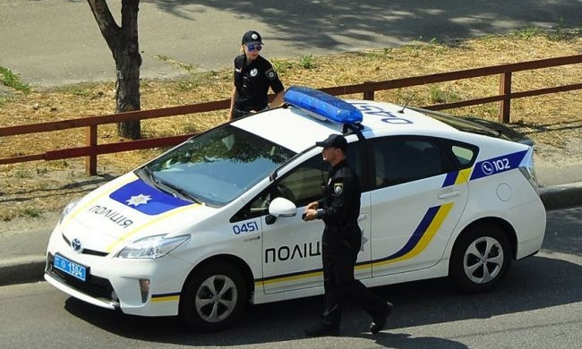 ДТП на Днепропетровщине: автомобиль полиции сбил горожанина