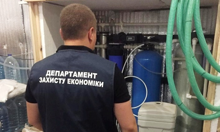 На Днепропетровщине обнаружили подпольное производство алкогольных напитков