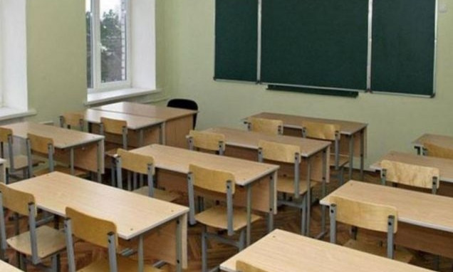В Днепре закрыли три вечерние школы 